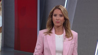 Catherine Vogel steht im Markt-Studio.