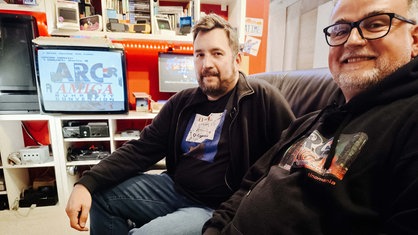 v. l. Jan Stermann und Tino Menzner im Gaming-Keller