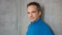 Der Dirigent Jonathan Nott 