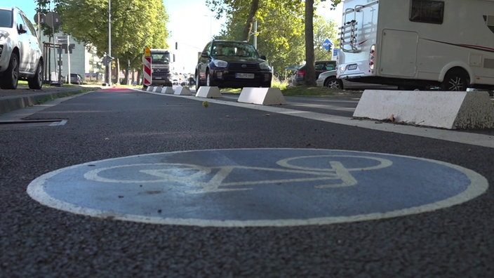 zu sehen ist ein Fahrradweg | Bildquelle: WDR zu sehen ist ein Fahrradweg