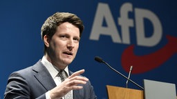 Martin Vincentz (AfD) Fraktionsvorsitzender NRW | Bildquelle: dpa/Roberto Pfeil Martin Vincentz (AfD) Fraktionsvorsitzender NRW