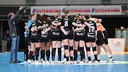 Die Spielerinnen von Bayer Leverkusen vor einem Spiel in der Handball-Bundesliga.